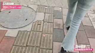 보지 쪼여대며 맛잇게 찍어대는 섹녀