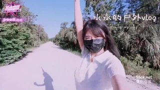 카섹하면서 질질 싸대는 암캐년